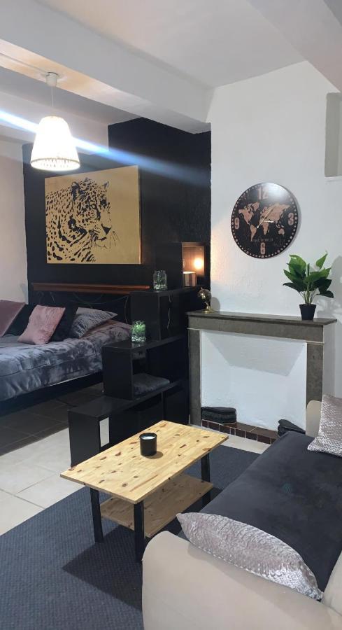 Tres Belle Suite Dans Le Centre Historique Ideale Pour 2 Personnes Orange  Exterior photo